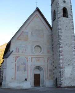 Facciata restaurata della Chiesa di San Floriano a Pieve di Zoldo